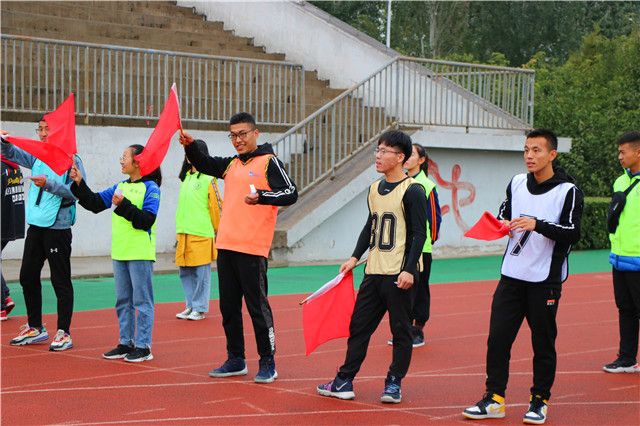 户外拓展大赛:熔炼团队 铸力前行