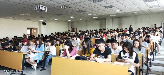 【辅导员说完满】花有重开日 人无再少年——淬炼商学院“辅导员说完满”专题活动(二十四)