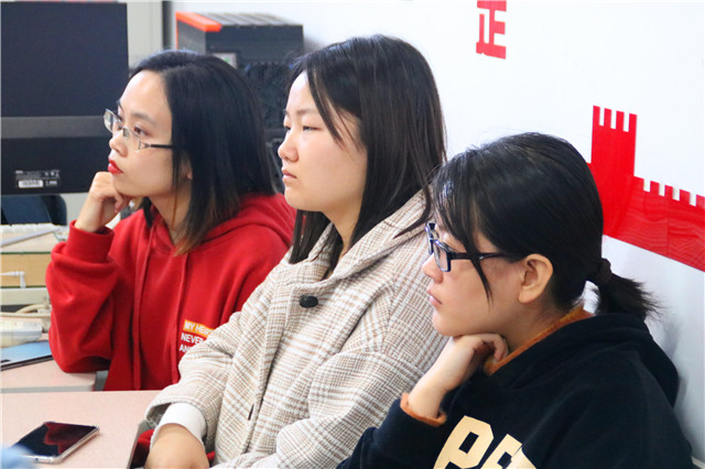 放眼未来 长足发展——智能工程学院FOM专题讲座