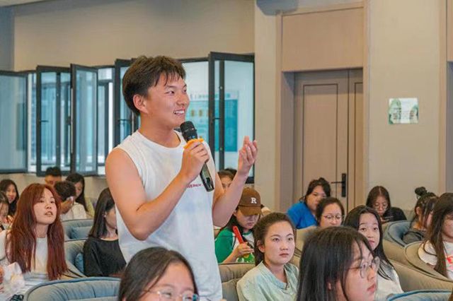 学长计划第1085期:青春正逢盛世 奋斗恰如其时——艺术传媒学院第37期学长计划之“榜样成长 励志人生”