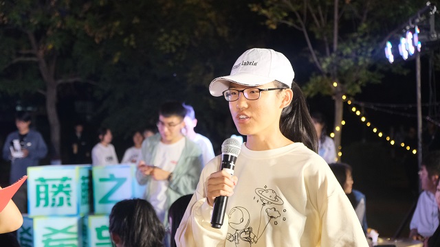 礼赞盛世 共谱华章 我与“母亲”共庆生——“母亲看我72变”九月师生集体生日会