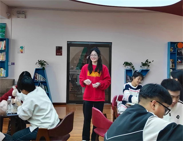 【完满团支部】学传统烘焙 感中华魅力——淬炼·国际商学院审计2301班完满团支部活动