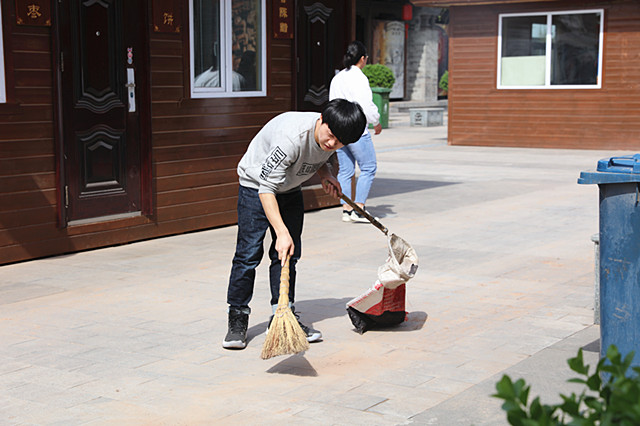 同行不同力 公益你我行——经济与管理学院专项志愿服务队系列纪实报道