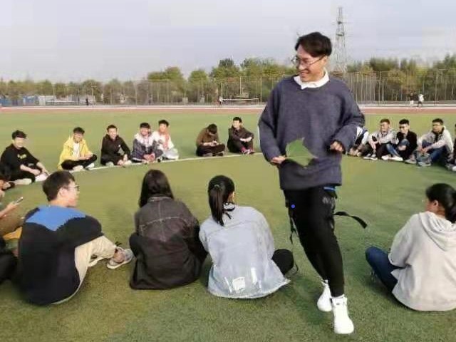 【完满班级】寻找秋天的色彩――大数据、信息工程学院计科1903班完满班级活动