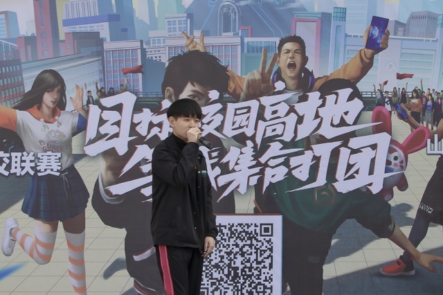 【社团巡礼节】“空投”礼包从天而落 “荣耀”之战随即打响