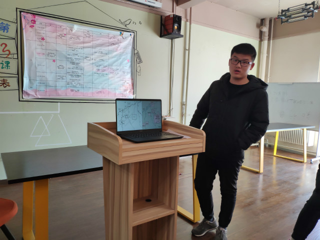 【完满班级】昂首向前 奏响青春旋律——经济与管理学院完满班级活动纪实（十）