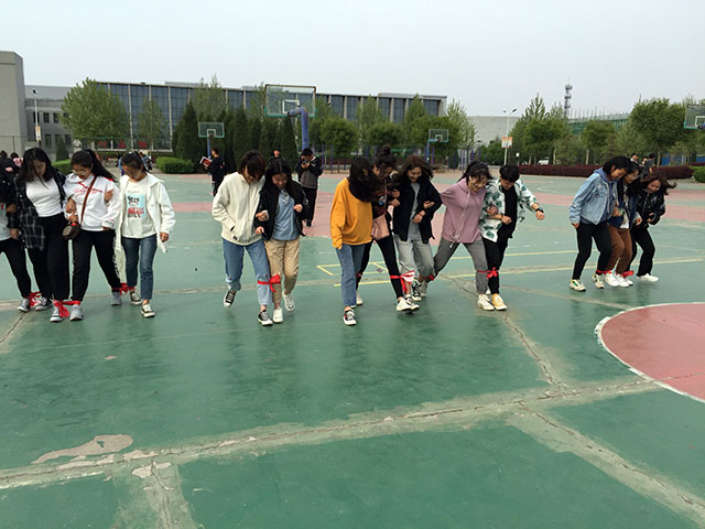 【完满班级】绽放青春 体验五四——艺术传媒学院视觉1801班主题团日活动