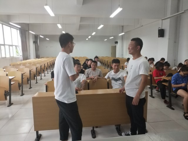 【完满班级】默契大考验 你猜我猜不猜——大数据学院、信息工程学院软件1705班完满班级活动