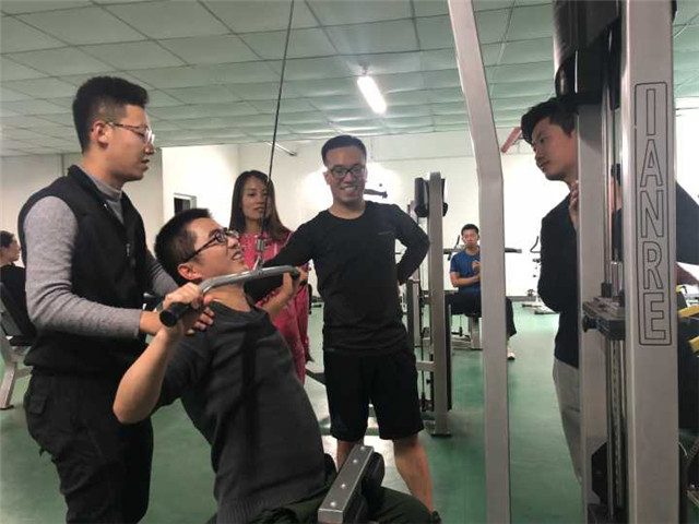书院辅导员日第1期:书院辅导员零距离交流 提高团队凝聚力