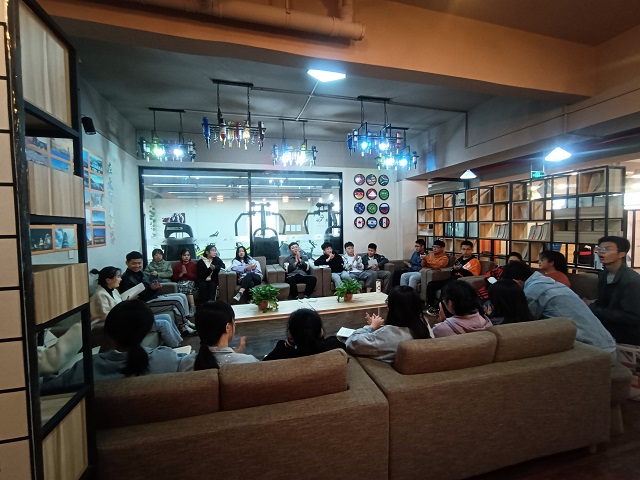 【完满班级】拥有健康心理 享受大学生活——数据2002班完满班级活动