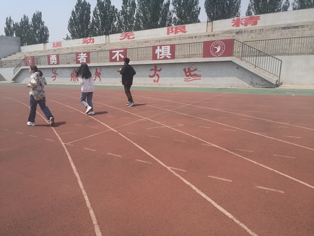 【完满班级】健康生活 阳光乐跑——食品与环境学院土管1902班完满班级活动