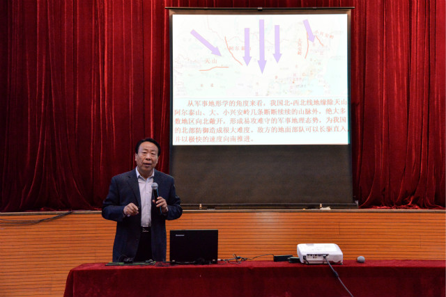 一场600名学生干部的视野拓展课 感悟岁月静好背后的负重前行