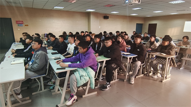 智能与科幻的思维碰撞——智能工程学院青马工程（知行班）系列活动