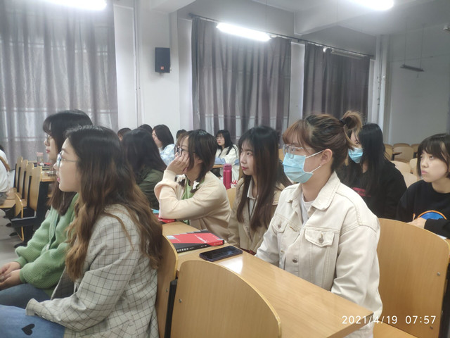 【完满班级】学史明理 砥砺前行——经济与管理学院四月完满班级活动纪实（七)