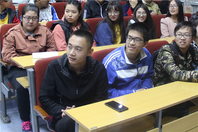 学长计划第469期：嗜之越笃 技之越工——淬炼商学院举办第六十五期学长计划