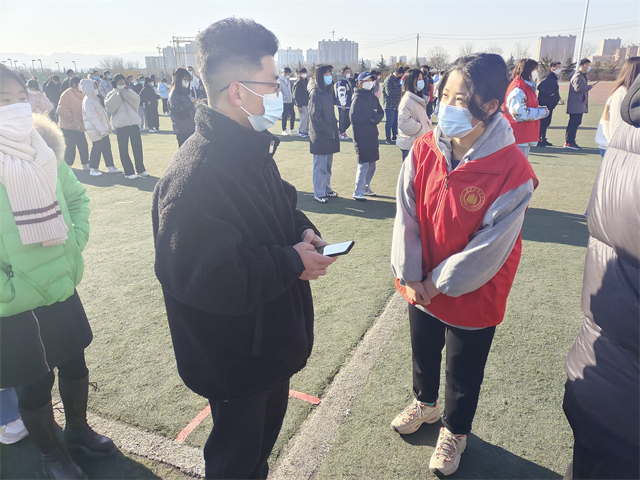 守护凡尘烟火气 奋楫笃行担使命