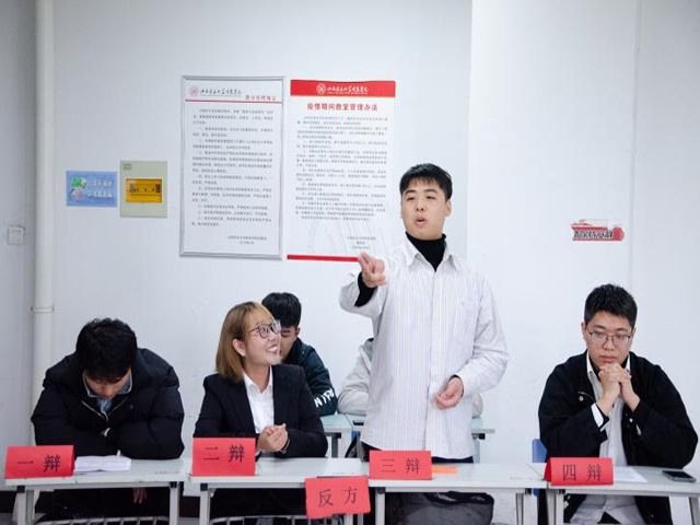 学长计划第904期:争锋思与辩 看我如何“口吐莲花”——白马非马 唇枪舌战艺术传媒学院第九届“传媒杯”辩论赛