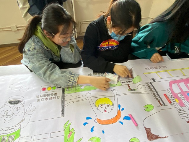 【完满班级】“环保画卷 你我共绘”——数字1802班完满班级活动