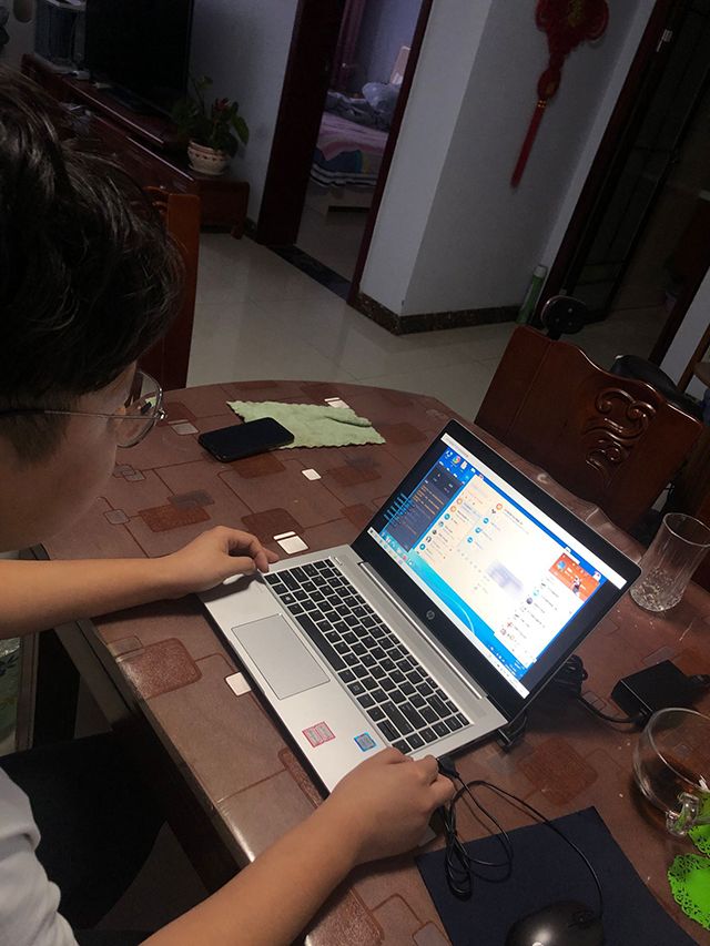 【辅导员说完满】疫情无情 人间有爱