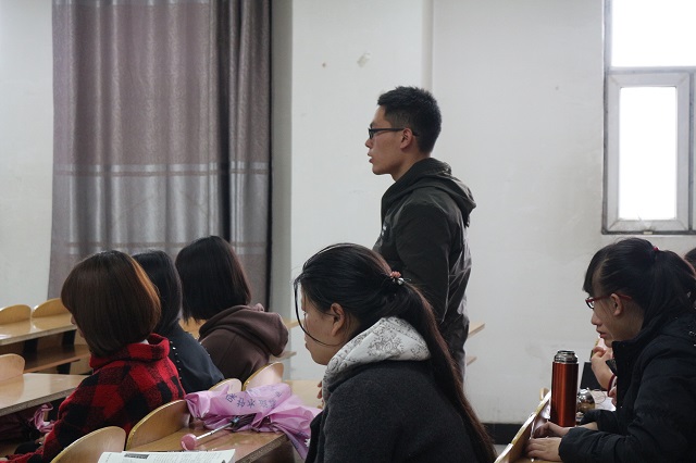 【辅导员说完满】环科系辅导员说完满之“朋辈互助 筑梦成长”