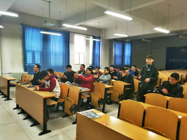 年轻就要“燥”起来——信息工程系2015级班级社团活动