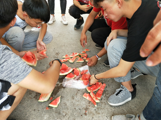 【完满班级】Youth Summer  让我讲给你听——淬炼商学院六月完满班级主题活动（三十六）