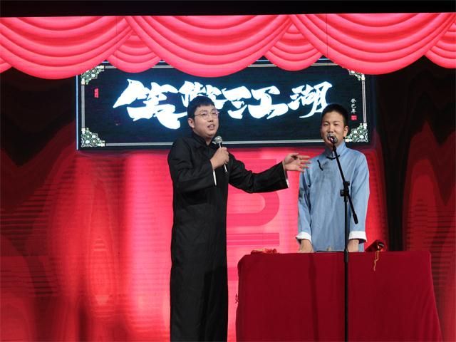 【毕业季】回忆大学四年 挥手道别只为更好遇见——艺术传媒学院“好的·再见”毕业生晚会