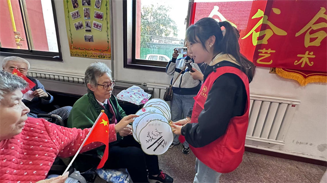 重阳 重young!137名志愿者齐聚夕阳红