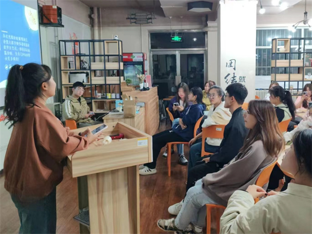 以吾少年意气 许国万里恒昌——商务英语学院十月完满团支部活动集锦