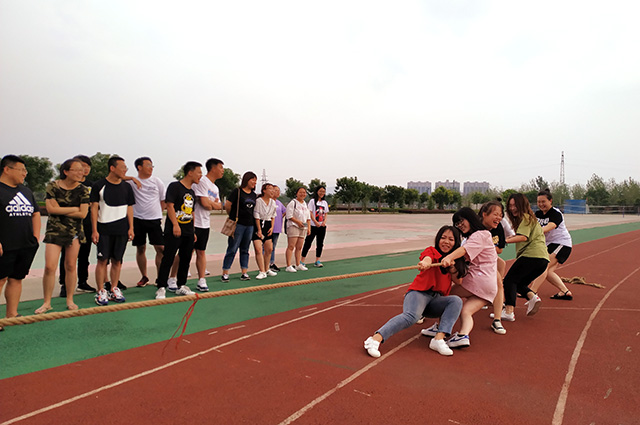 【完满班级】力大出奇迹之宿舍拔河大比拼——艺术传媒学院视觉(专升)1805班完满班级活动