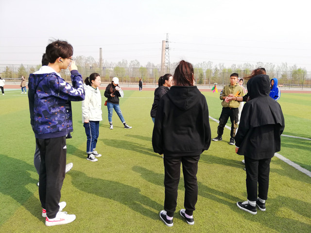 【完满班级】品生活趣味 嗅初春芬芳——数字1802班完满班级