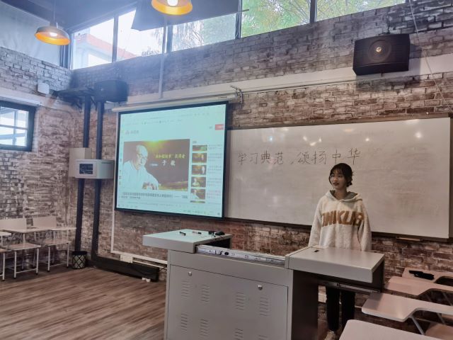 【完满班级】学习典范 颂扬中华——远景2005班完满班级活动