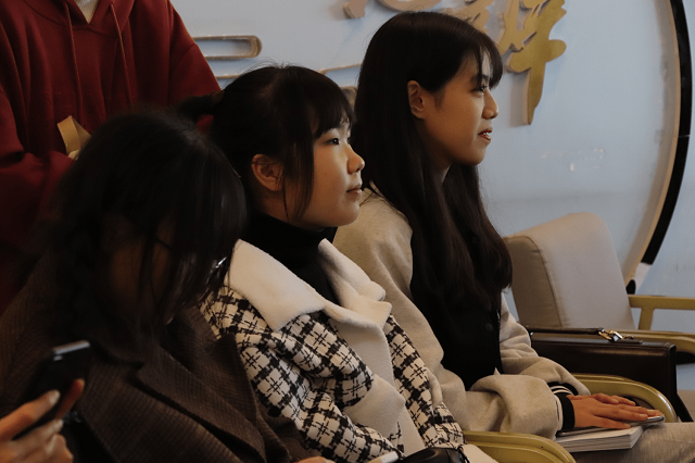 学长计划第913期:朋辈聚焦商科 共寻成功要谛——经济与管理学院“博通经籍”·“阅读大咖之经典,思学践悟之笃行”学长计划第十期第四讲
