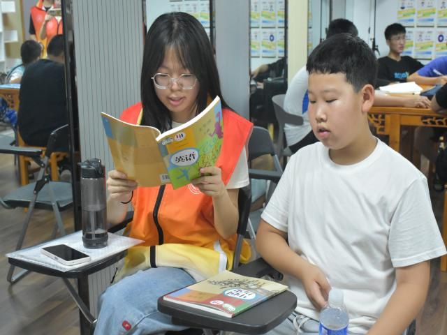 【三下乡】七彩假期:爱与陪伴 志愿为你而来