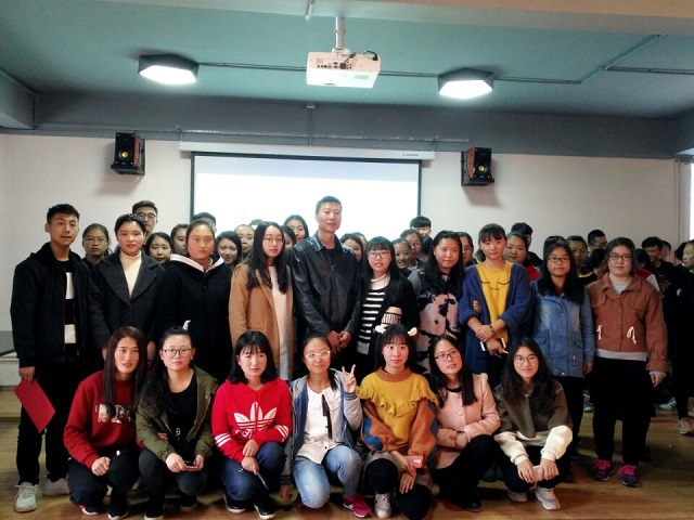 【燃青春 聚能量】不忘初心 不断前行——I love family饭团社荣获“全国学生最具影响力文艺社团”