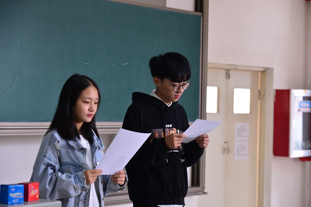 【完满班级】尝聆青年之声 歌赞祖国伟盛——大数据学院、信息工程学院计科1703班举办完满班级活动