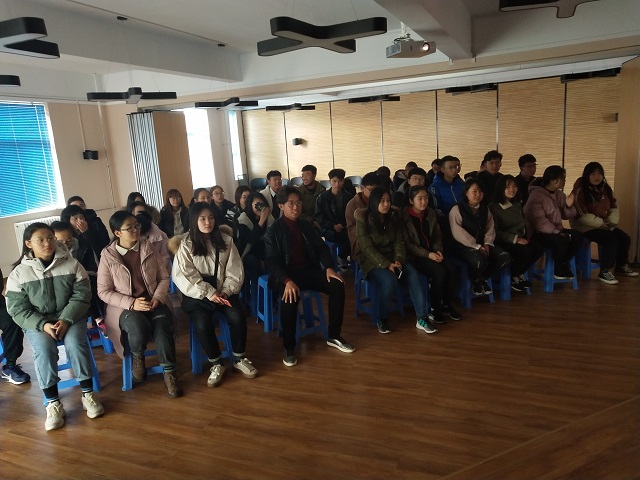 【完满班级】红色光影 铭记历史——计科1801班举办完满班级活动