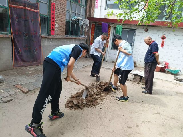 花开半夏 情暖人间——经济与管理学院益惠向阳志愿服务队