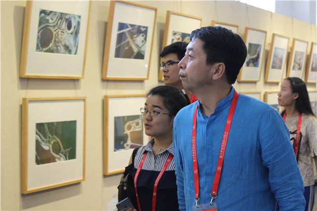 相约古城 共筑未来——学院领导应邀出席平遥国际影展开幕式