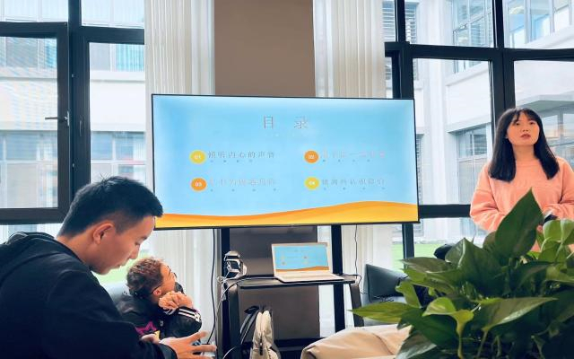 活力燃点 炫色青春——艺术传媒学院十月完满团支部活动集锦(二)