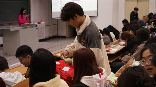 【辅导员说完满】世上唯有健康 是所有美好的入场券——大数据学院、信息工程学院2023级辅导员说完满