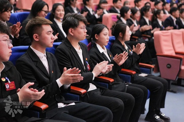 晋中信息学院第一次学生代表大会预备会议顺利召开