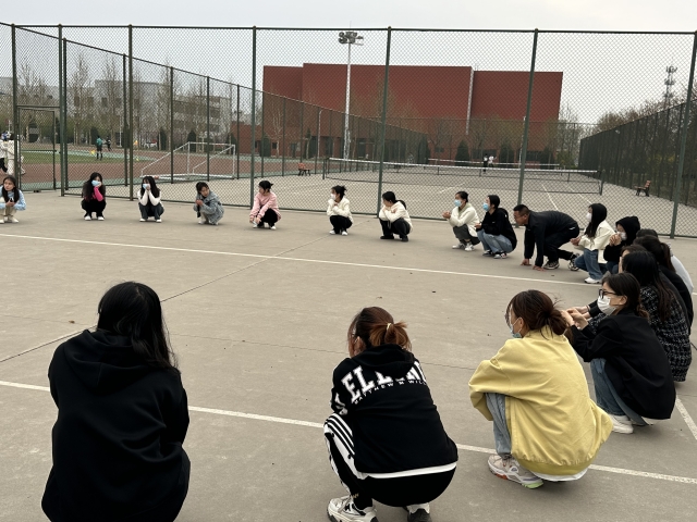 与春相约 花期不误——商务英语学院四月上旬完满团支部活动集锦