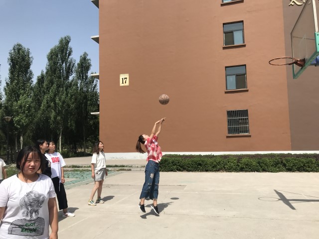 【完满班级】岁月如歌 缤纷完满璀璨相遇——经济与管理学院六月份完满班级系列纪实（一）