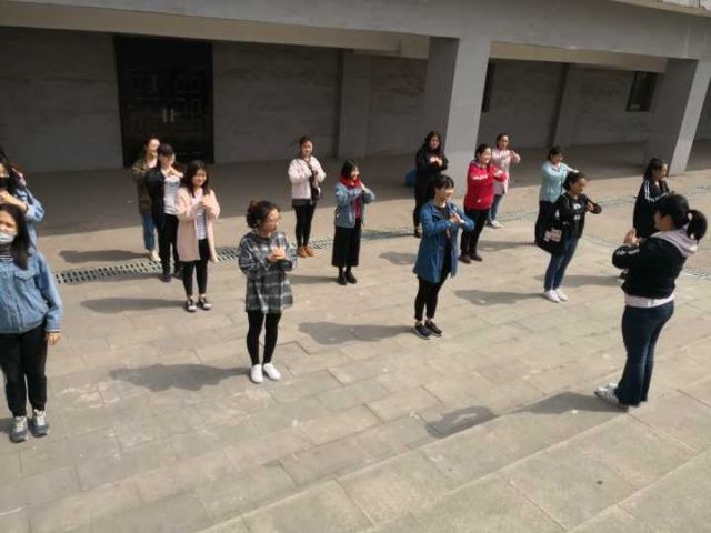 【完满班级】搏生命之极限 铸青春之辉煌——外国语言文学系4月完满班级活动