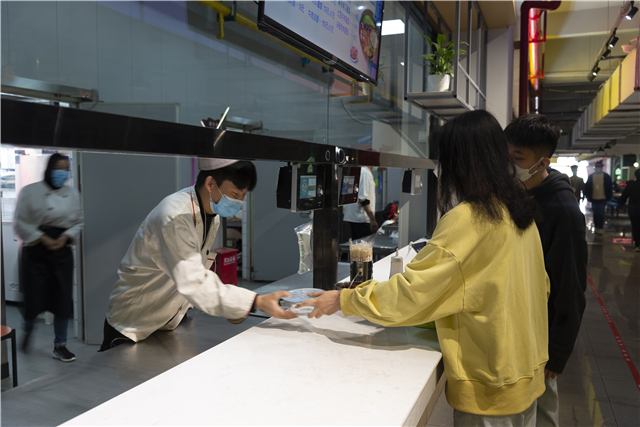 返校日记：首批学子顺利“回家”