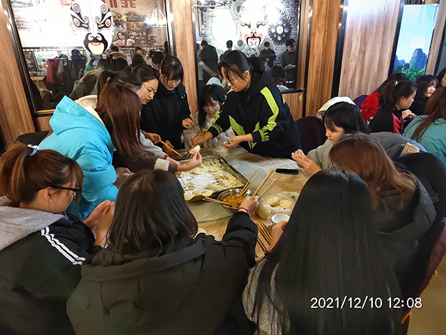 【完满班级】大数据学院、信息工程学院：“最是人间烟火气”——数字2104班完满班级活动