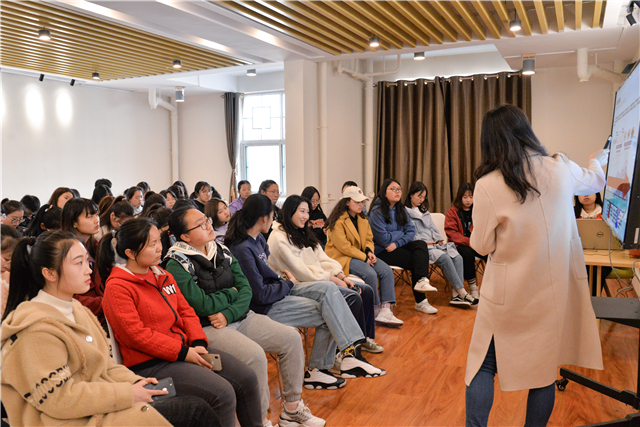 第十期“她说·女生学堂”:恰逢青春印象 巧遇美意年华