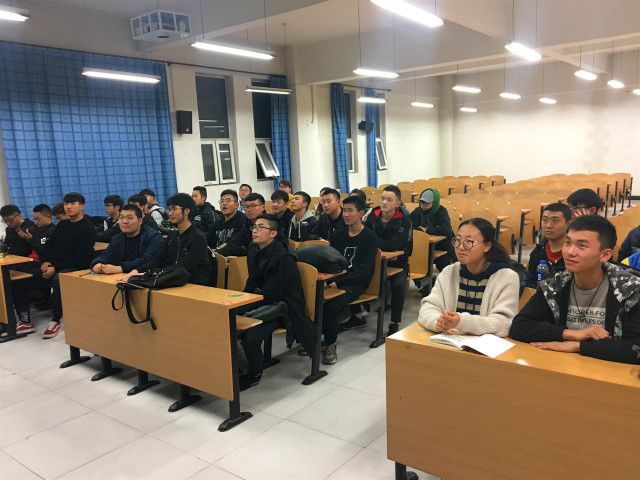 【完满班级】托起梦想之翼 弘扬爱国精神——智能工程学院18级完满班级活动集锦（六十四）