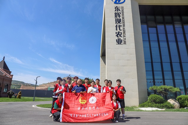 【三下乡】未来农业新模式 一座神奇的“植物工厂”——大数据学院、信息工程学院“智·惠农”太谷农高区产业振兴实践团